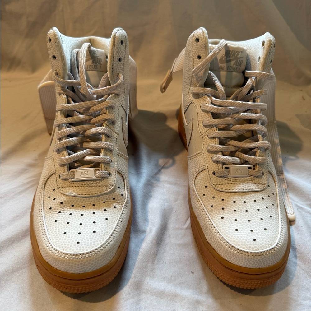 Nike High Top Sneakers White and Gum